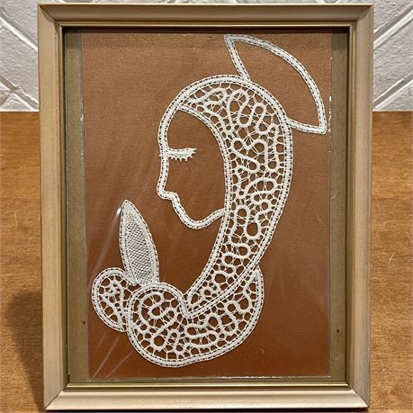 Handmade Praying Madonna Idrija Lace