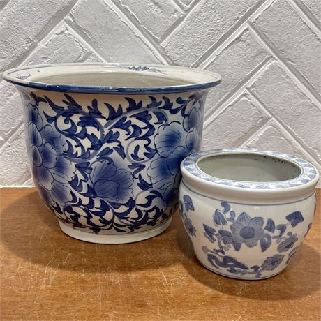 Vtg Chinese Blue & White Jardiniere Planters
