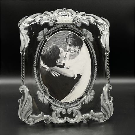 Mikasa Crystal Princess Oval Picture Frame