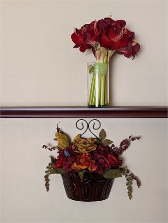 Wall Flower Art w/ Floral Arrangement in Glass Vase.