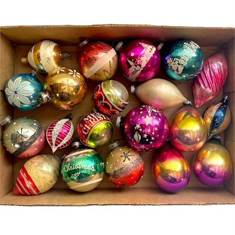 Vtg Glass Ornaments