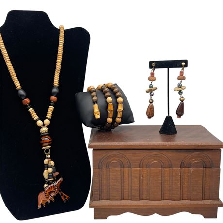 Vtg Wood Beaded Jewelry with Musical Jewelry Box