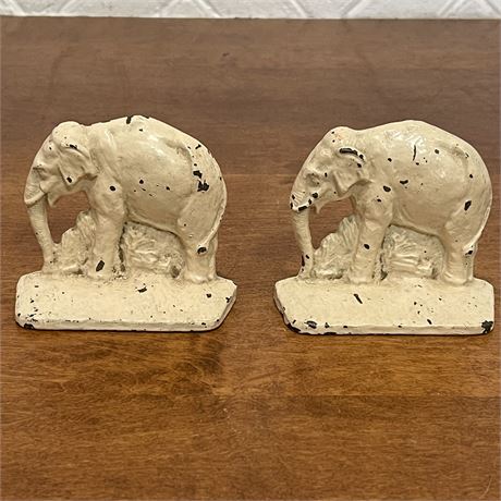 Vtg AC W Co Cast Iron Distressed Elephant Bookends / Doorstops