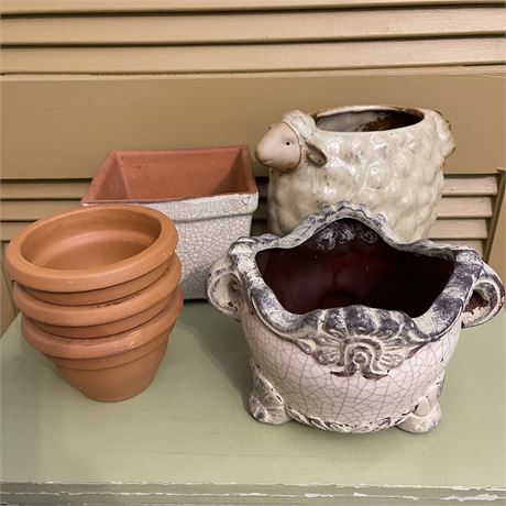 Distressed Terra Cotta Planters