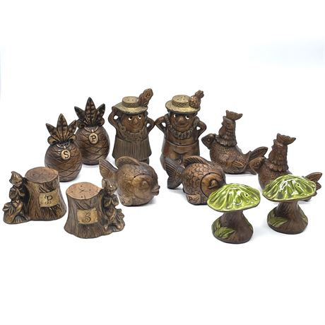 Bunch O' Wood-Like Salt and Pepper Shakers with a Hint of Green!