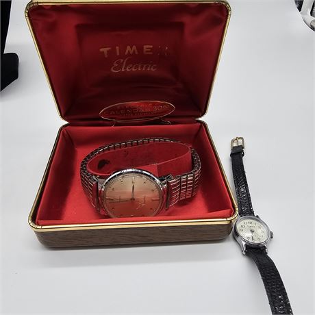 Men's & Ladie's Vintage TIMEX Watches