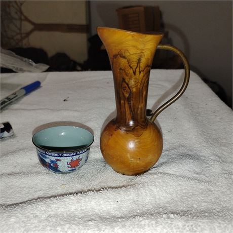 Small ceramic bowl, VTG Fluted Pitcher