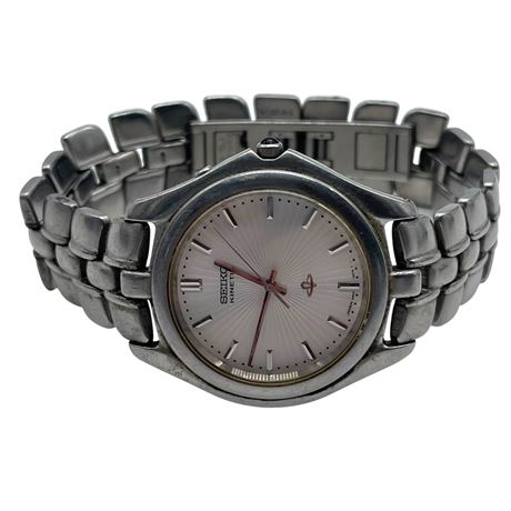 Vtg Seiko Kinetic Saphire Crystal Men's Wristwatch