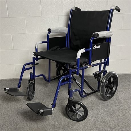 New Drive Bariatric Wheelchair with Detachable Footrests