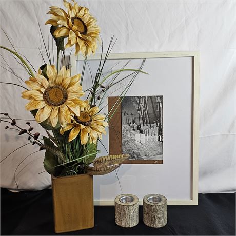Decorative Sunflower arrangement, Frame & Candle Holders