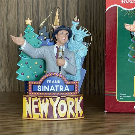 Frank Sinatra Loves New York Musical Ornament - Heirloom Collection