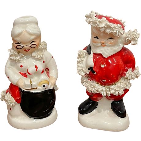 Vtg Napco Santa & Mrs Claus S&P Shakers