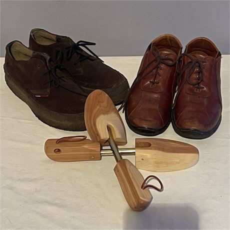 Vtg Men's Tommy Hilfiger and Allen Edmonds Size 8 1/2 Shoes w/ Shoe Stretchers