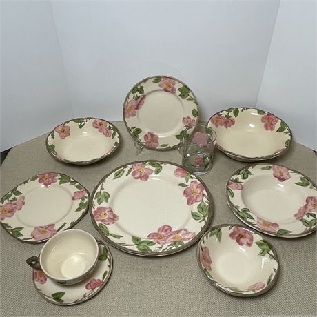 SETTING FOR 2 Vtg Franciscan "Desert Rose" Ceramic Dishes - 20pc Total