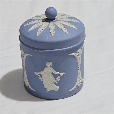 Wedgwood Jasperware lidded jar