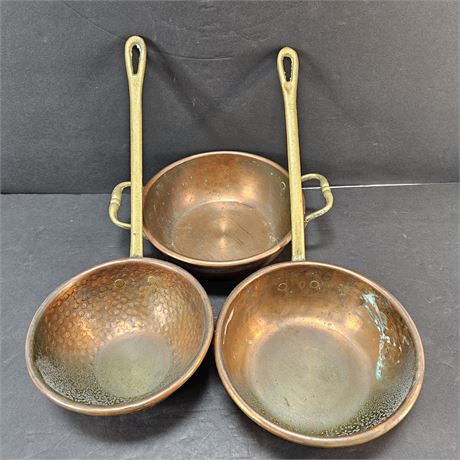 French Country Farmhouse Style Copper Mixing Bowl, Ladle, and Saucepan Set