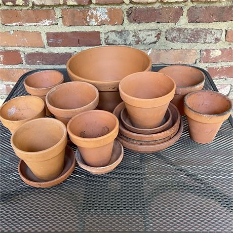 Terra Cotta Planters & Bottom Trays