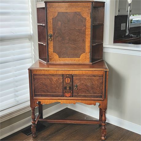 Vintage 2-Toned 1pc Wood Buffet w/ Hutch Top