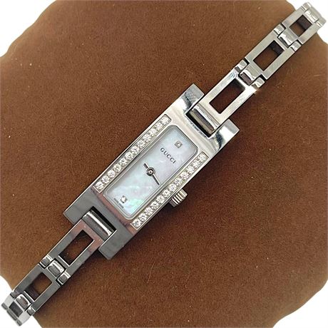 Authentic Gucci 3900L Diamond Bezel Stainless Womens Watch w/ Extra Links & Case