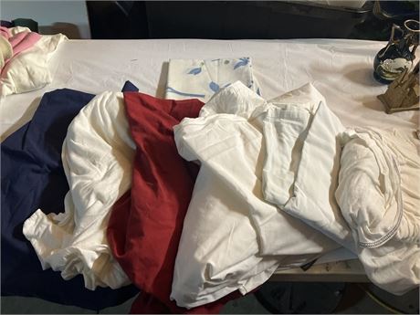 Assortment of linens