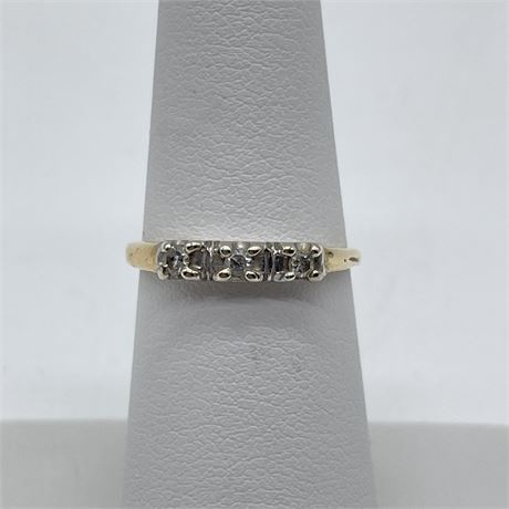 Women's 14K Yellow Gold Diamond Band Ring - Size 5.5