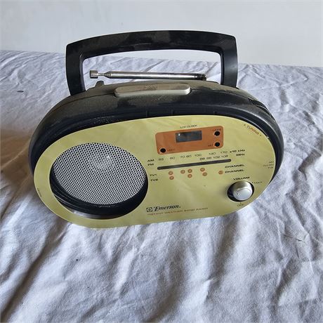 Emerson RP1103 Instant Weather Band Radio.