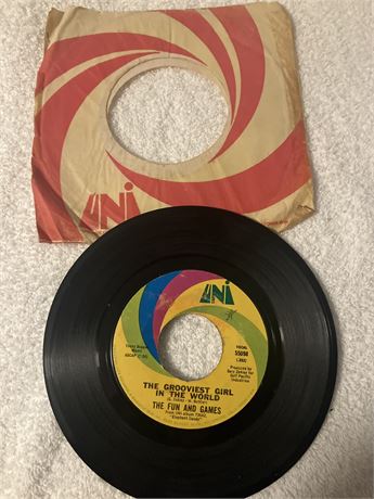 45 The Grooviest Girl In The World" by The Fun And Games.