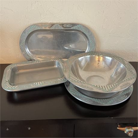 4 Piece Wilton "Zia" Serving Platters and Bowl