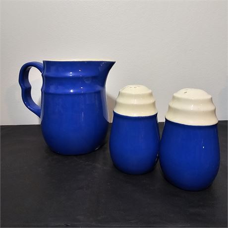 Oxford Royal Blue & White Pitcher & S/P Shakers