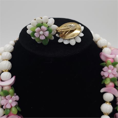 Superb Vintage 50's HONG KONG signed Pink & Green Molded Necklace/Earring Set