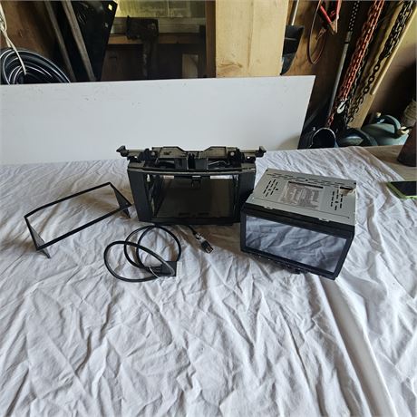 XSG2NA Infotainment System, which is a car stereo unit.