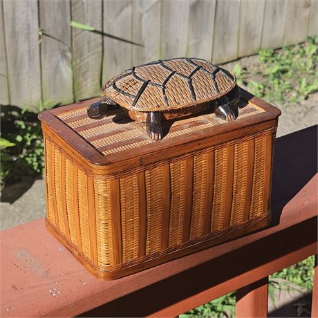 Vintage wicker turtle basket,