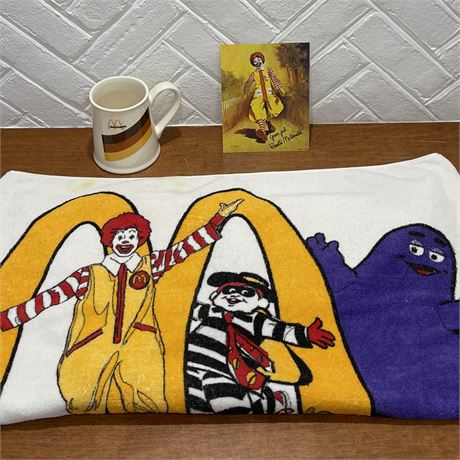 Vtg Ronald McDonald Beach Towel w/ Mug and Print