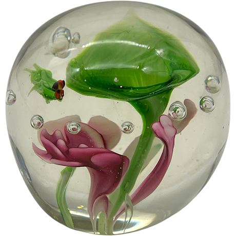 Vtg Floral Controlled Bubbles Art Glass Paperweight