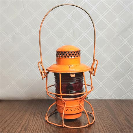 Vtg Adlake Kero Erie Railroad Lantern w/Red Globe