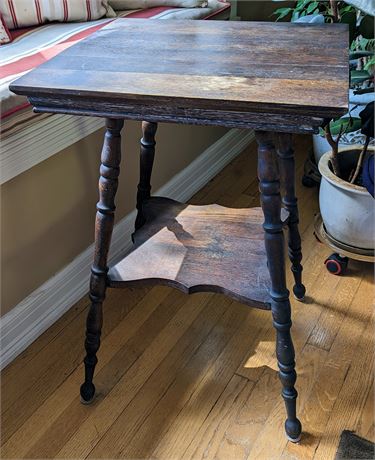 Early 1900s Parlor table