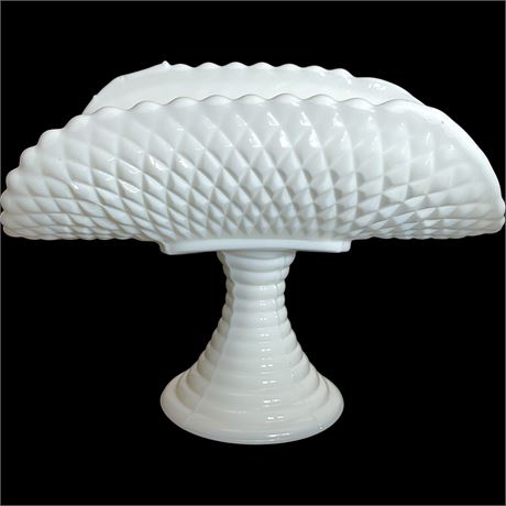 L.E. Smith Quilted Milk Glass Banana Boat