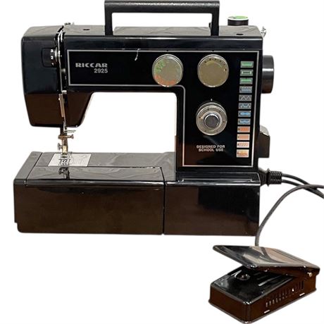 Vtg Riccar Model 2925 Sewing Machine