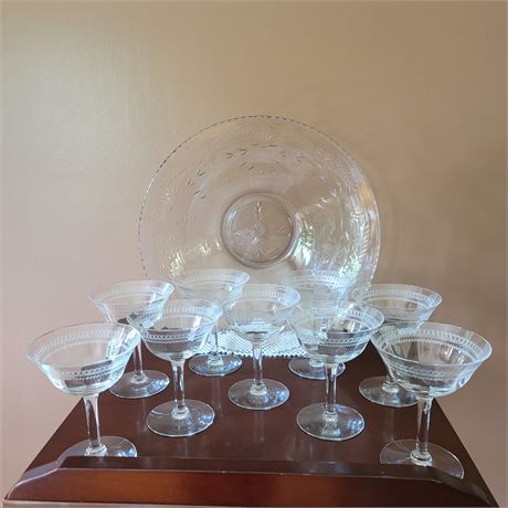 Stemmed Fruit Cups with Serving Bowl