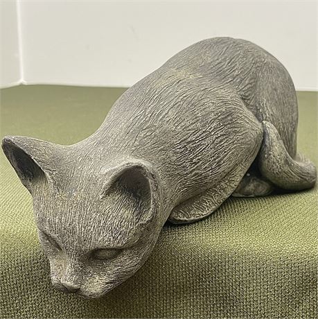 Cement Cat Edge Sitting Statue No. 6198