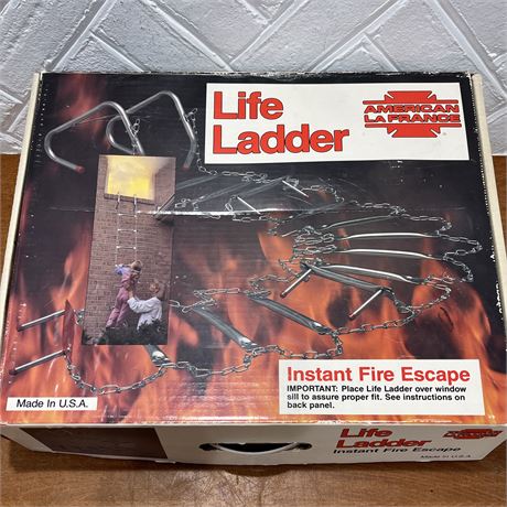American LaFrance Life Ladder