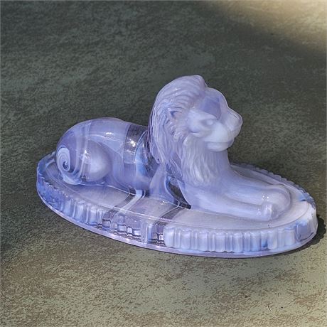 SUMMIT ART GLASS SWIRL OSCAR THE LION