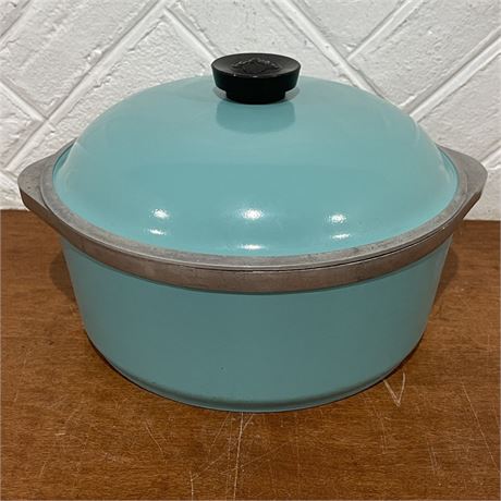 Vtg Club Aluminum Turquoise Dutch Oven