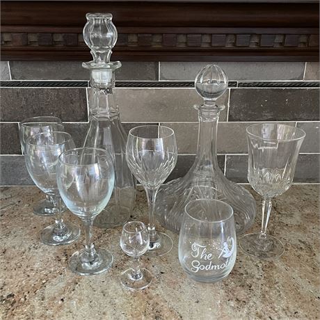 Mixed Barware with Decanters and Stem/Stemless Glasses