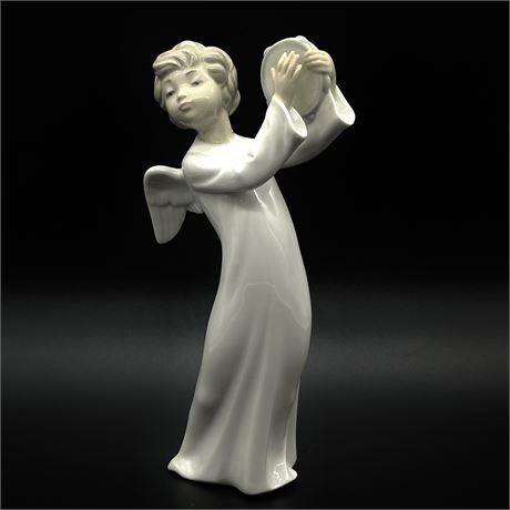 Lladro Nao “Angel with Tambourine” Figurine