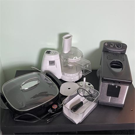 Lot of Electric Kitchen Small Appliances