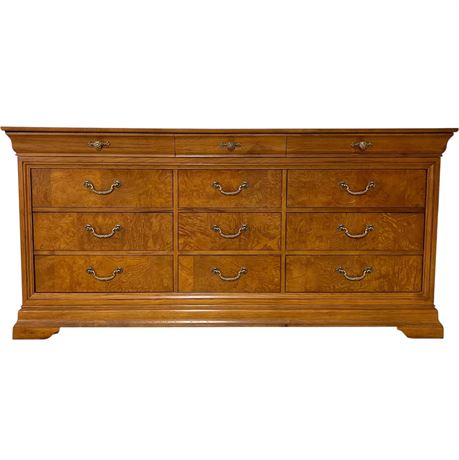 Thomasville Elysee Collection Burled Wood Dresser