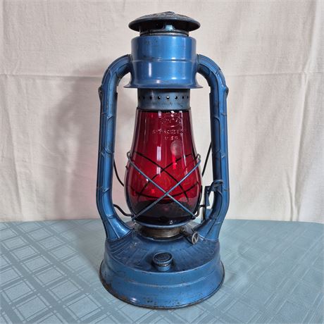 Dietz #2 Blizzard Lantern Red Globe