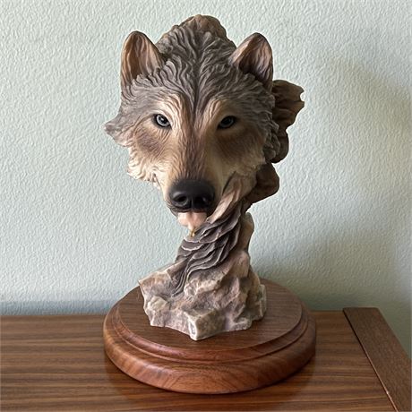 1993 Herrarro Wolf Sculpture on Stand - Before the Chase - Millcreek Studios