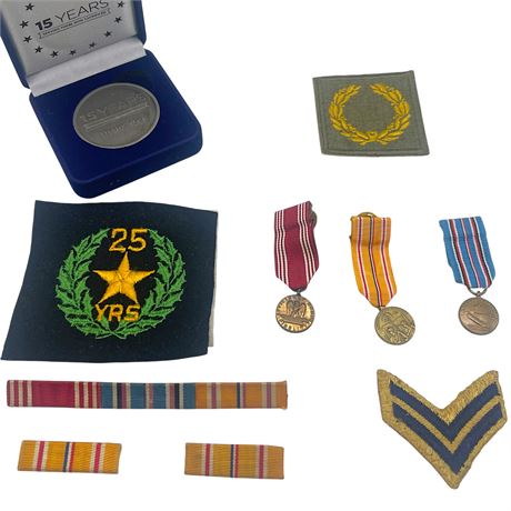 Military Patches and Pins